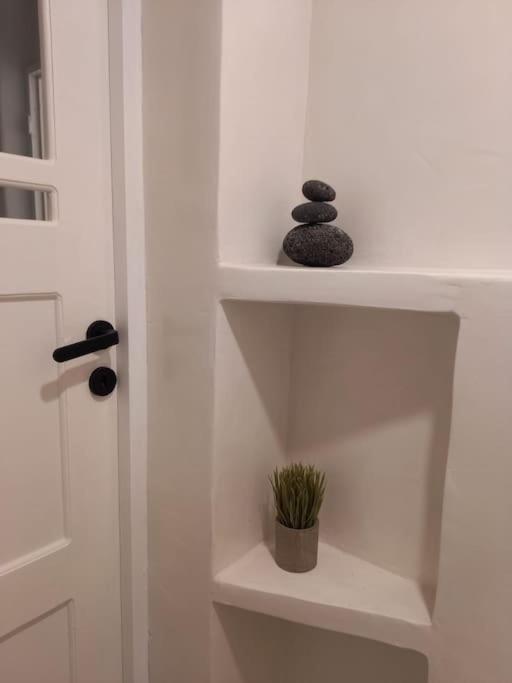 Finikas Cave House Apartment Foinikiá Екстериор снимка